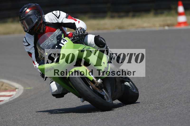 /Archiv-2023/28 05.06.2023 Moto Club Anneau du Rhin/vert-medium/14